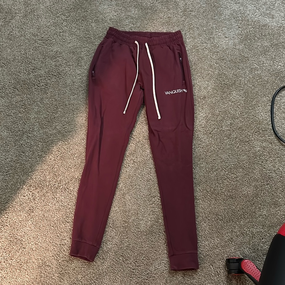 Vanquish joggers